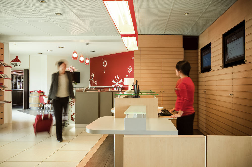 Ibis Senlis Hotel Senlis  Exterior photo